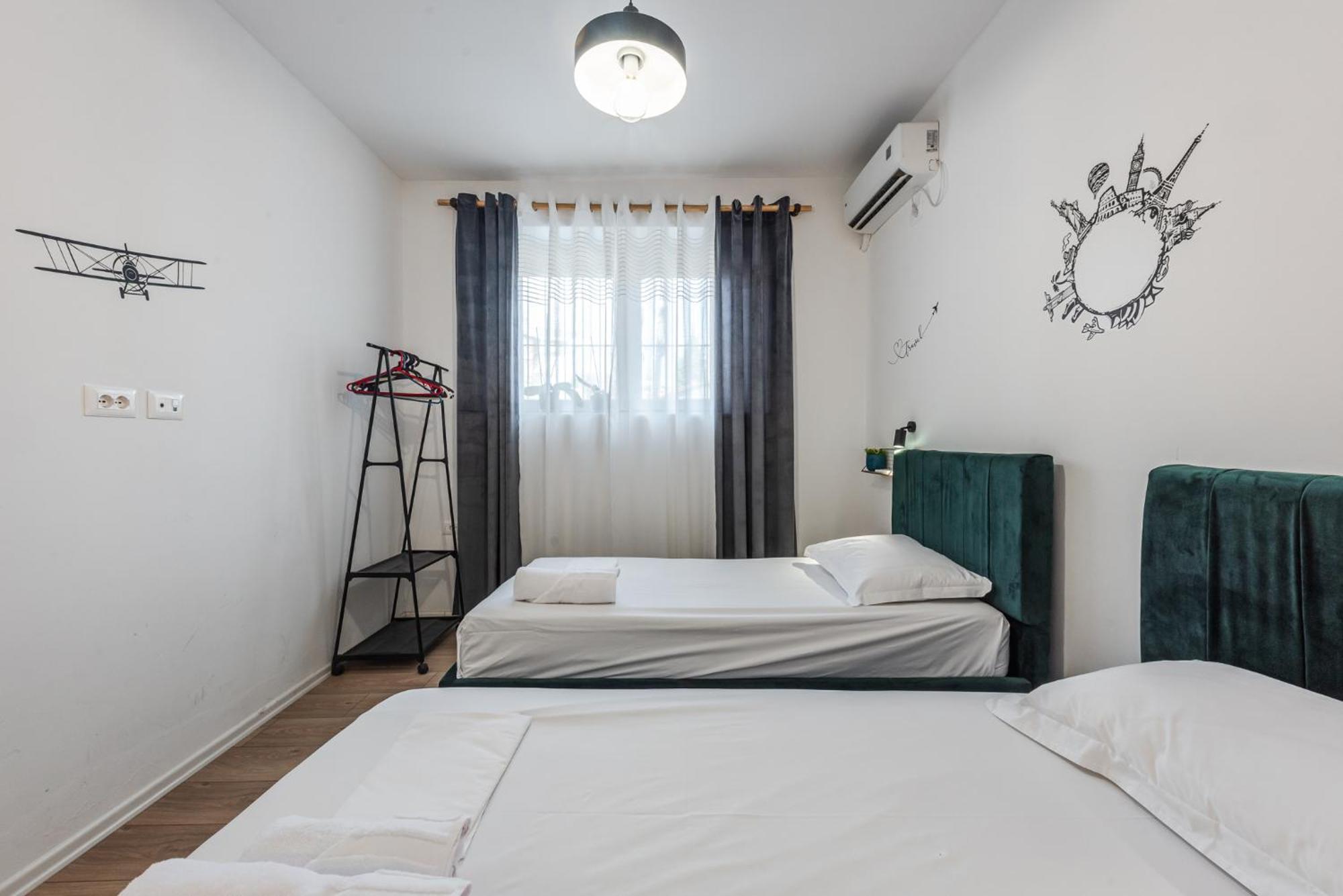 Noir Apartment By Kondo Stays ติรานา ภายนอก รูปภาพ
