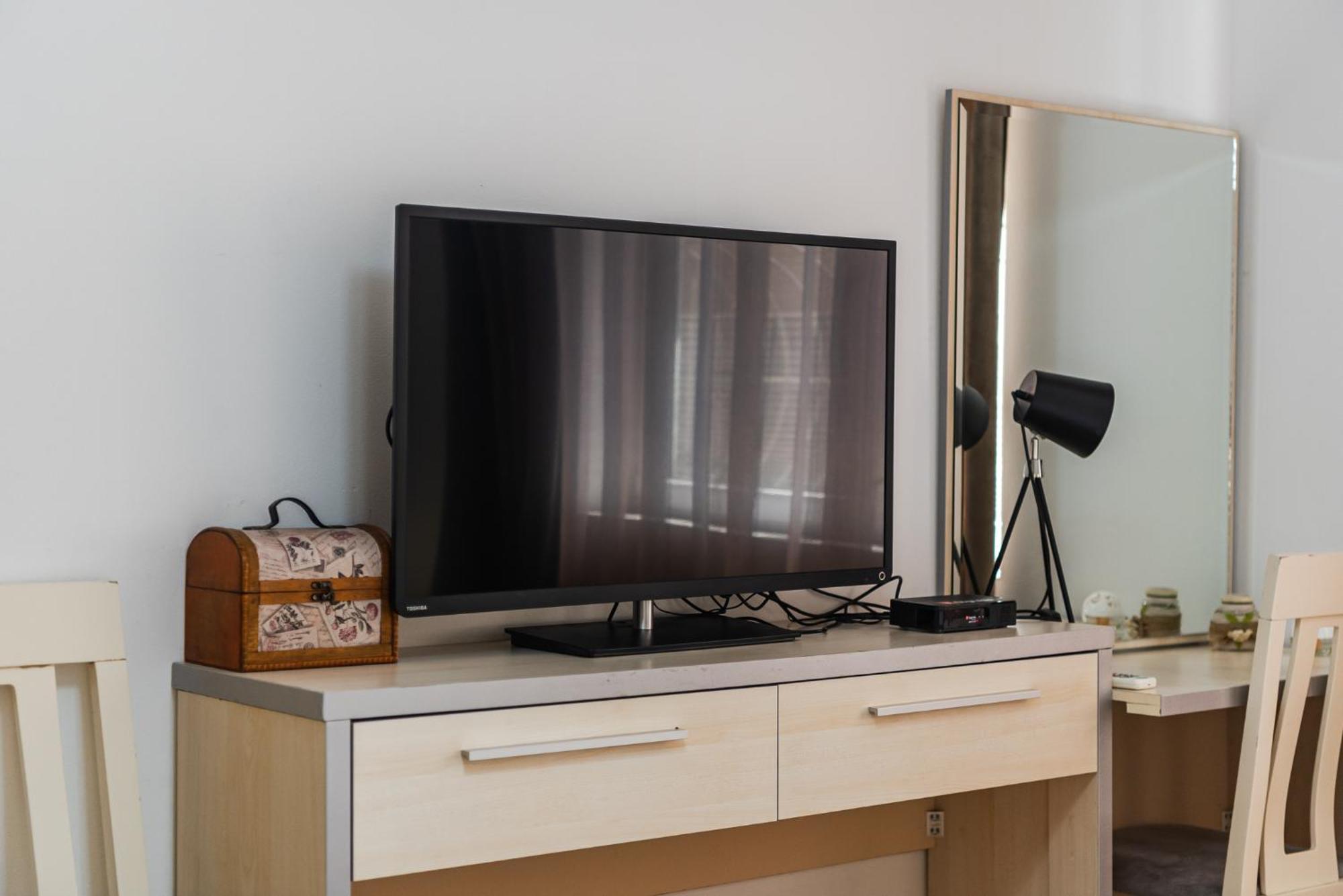Noir Apartment By Kondo Stays ติรานา ภายนอก รูปภาพ