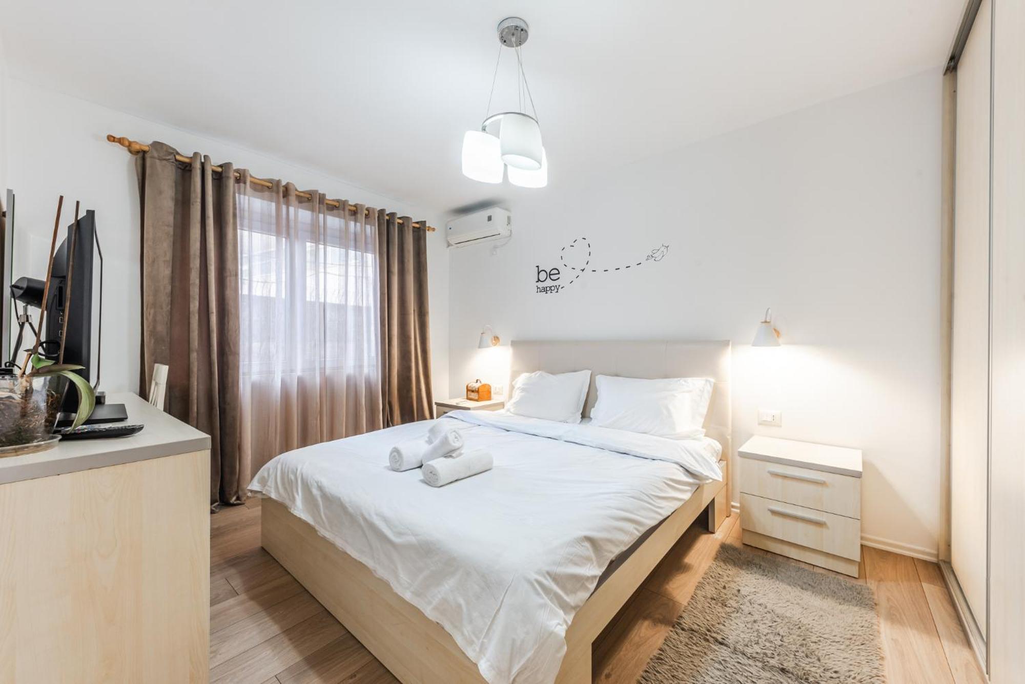 Noir Apartment By Kondo Stays ติรานา ภายนอก รูปภาพ