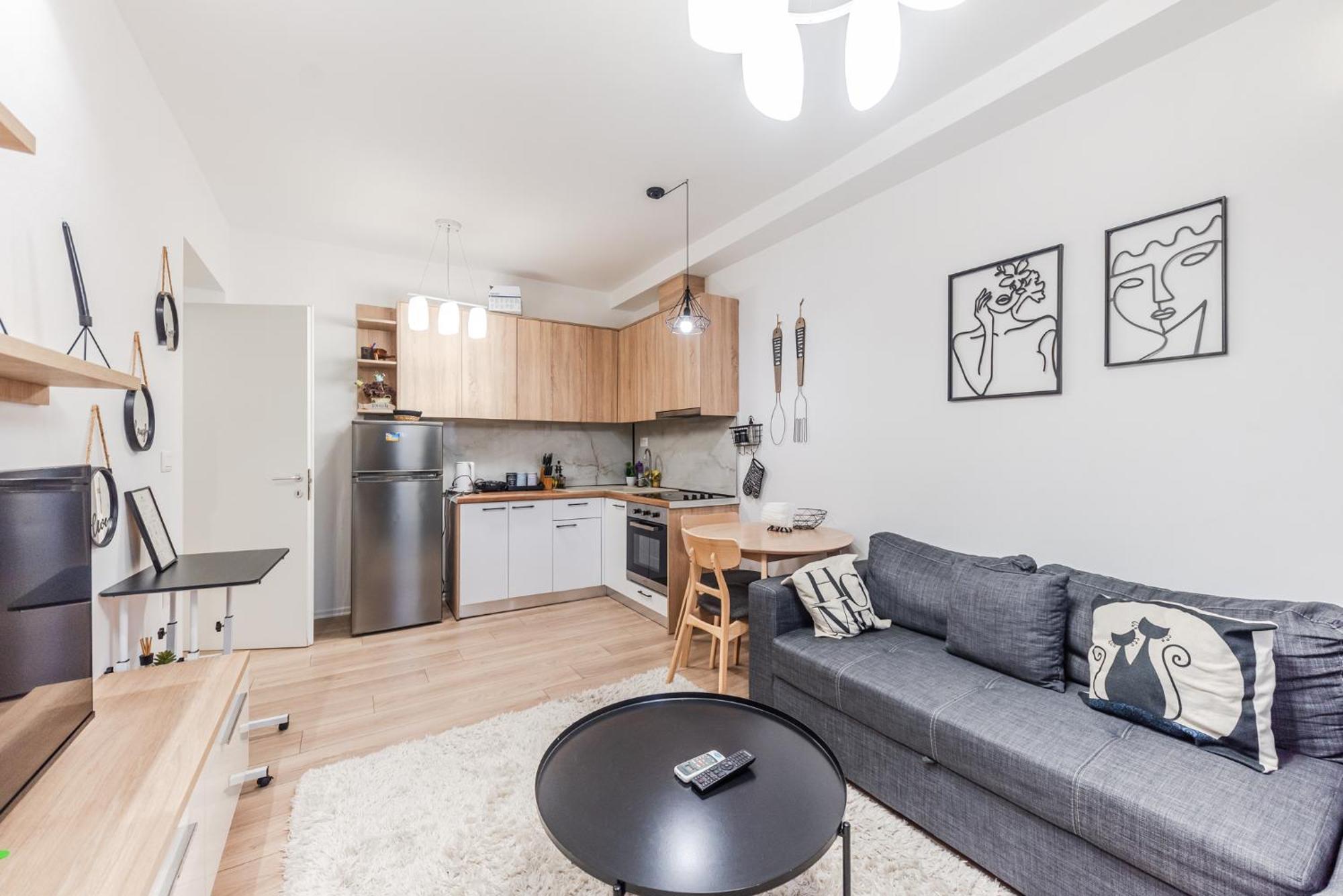 Noir Apartment By Kondo Stays ติรานา ภายนอก รูปภาพ